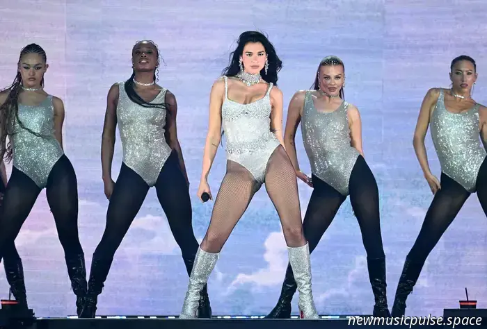Dua Lipa, Dúo De Jamiroquai En El Estadio De Wembley